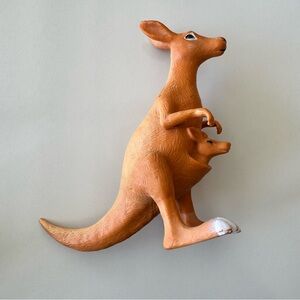 Ankyo PLastic Kangaroo and Baby Joey  Kangaroo Figurine Action Figure Toy